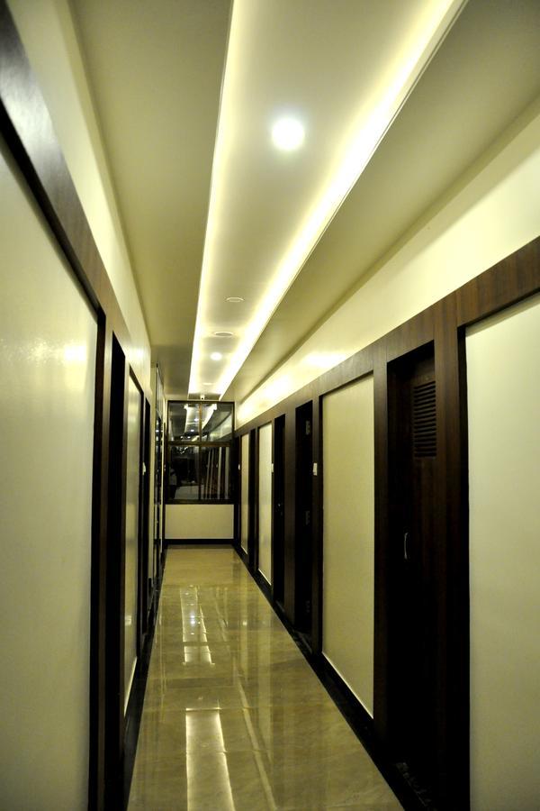 Hotel Gulmohar Pride Ahmednagar Ngoại thất bức ảnh